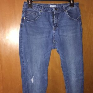H&M skinny jeans with 2 small holes on knee